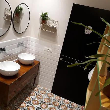 بيت شباب 5 Terre Backpackers *