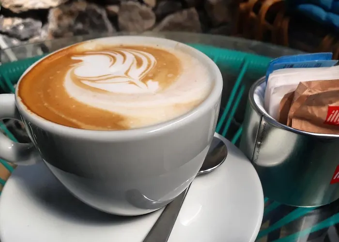 5 Terre Backpackers La Spezia